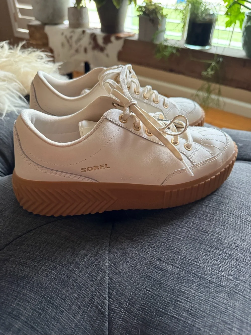 Sorel Women's Cream Leather Sneakers with Gum Brown Platform Sole
